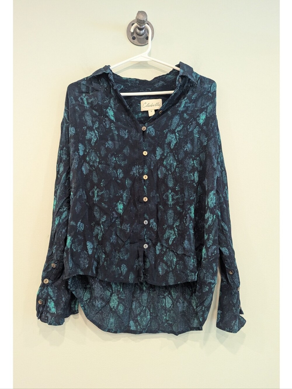 Cleobella Viscose Long Sleeve Green Snakeskin Print Blouse Size Small